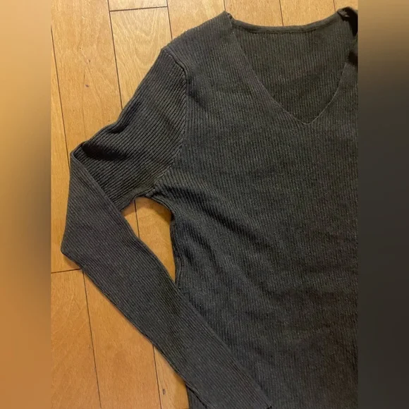 Commense - Brown Ribbed-Knit Sweater - Sz L - Picture 6 of 10